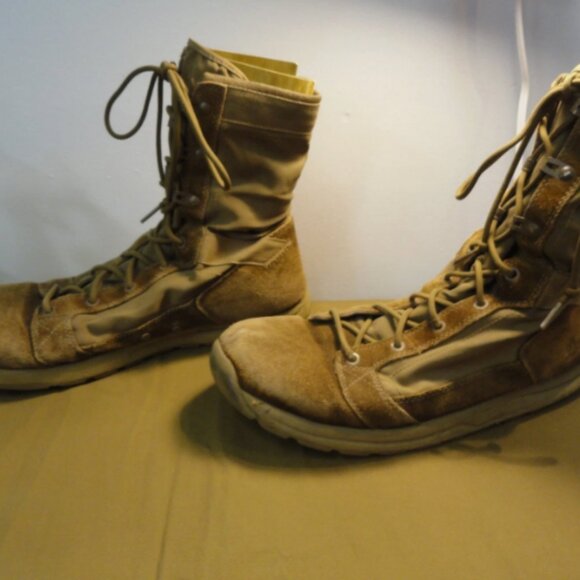 DANNER TACHYON 8\